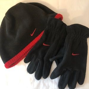 Nike youth cap & matching gloves black red trim.